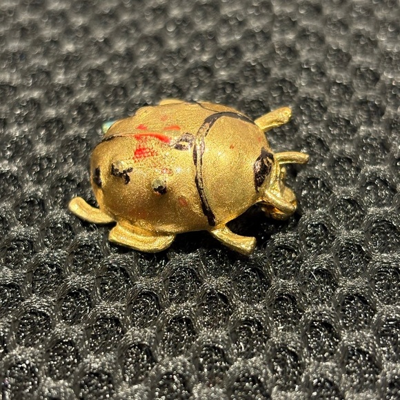 Brutalist Vintage Unisex Gold-Tone Beetle Brooch - Hand Painted Insect Pin - Picture 1 of 11